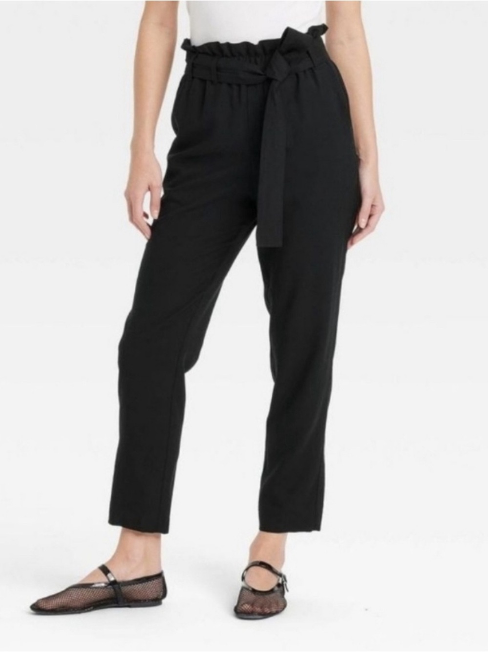 A New Day Women's Super-High Rise Tapered Ankle Pull-On Paperbag
Pants Black M